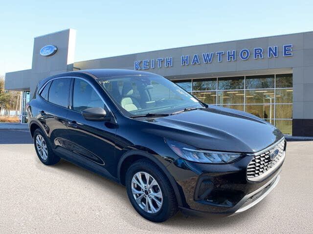 2024 FORD Escape