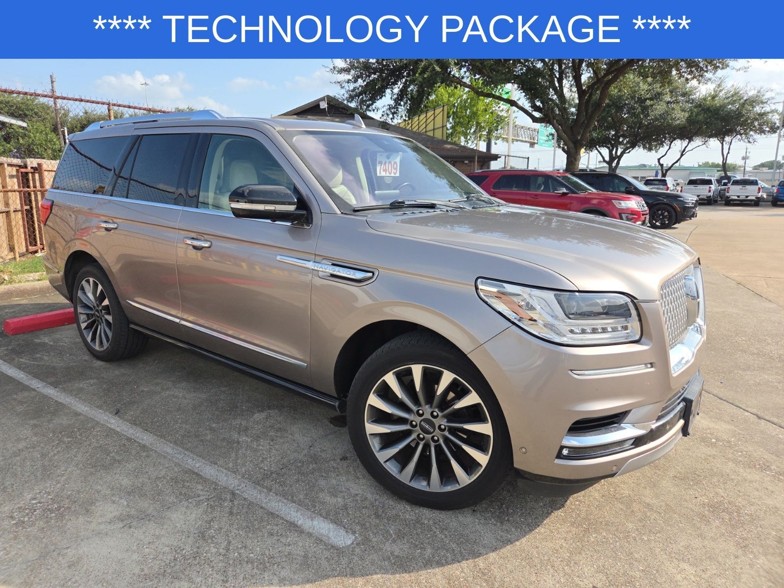 2019 LINCOLN Navigator