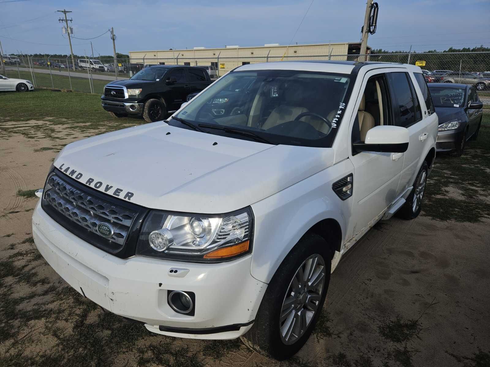 Land Rover LR2