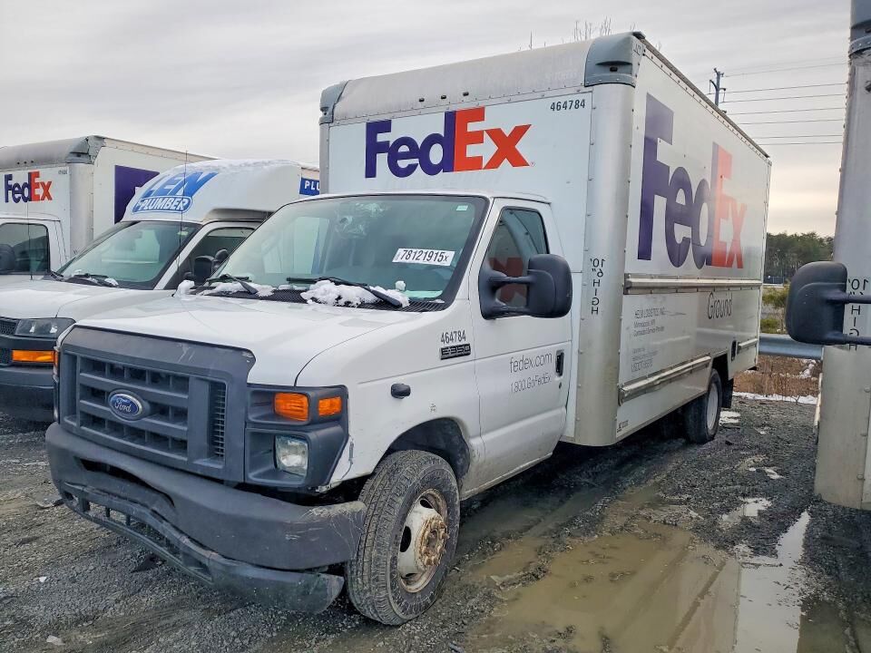 2015 FORD E-350