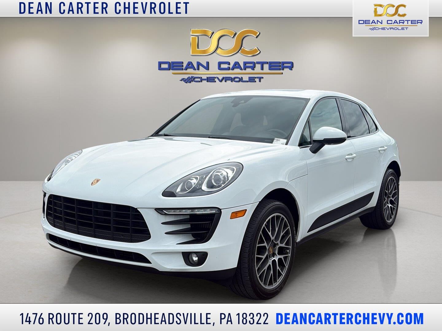 2018 PORSCHE Macan