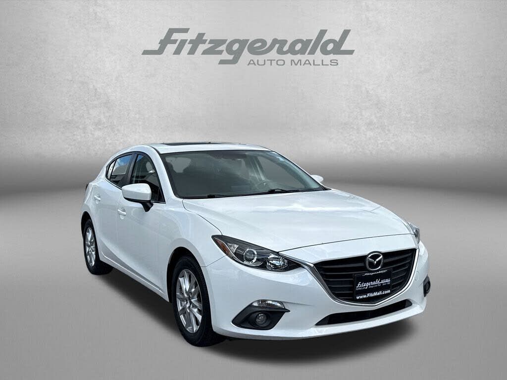 2016 MAZDA Mazda3