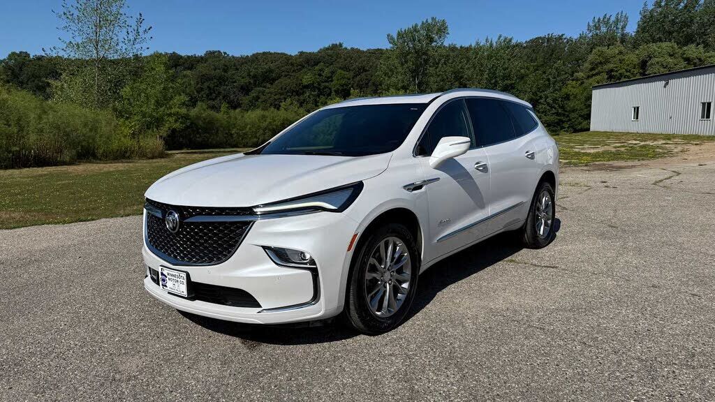 2022 BUICK Enclave