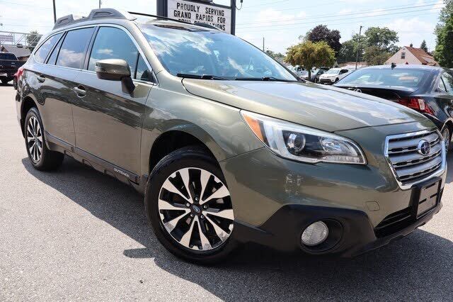 2015 SUBARU Outback
