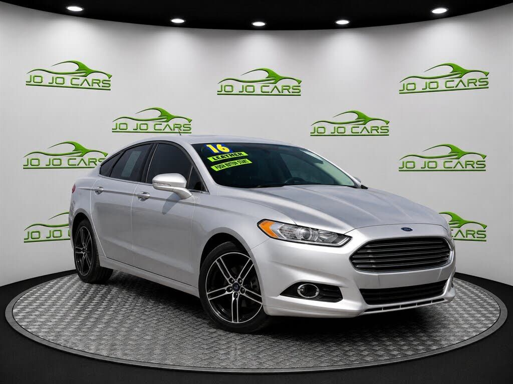2016 FORD Fusion