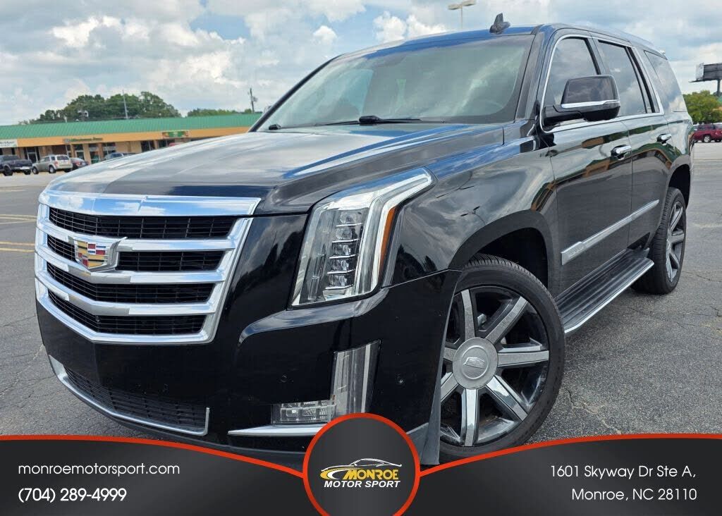 2017 CADILLAC Escalade