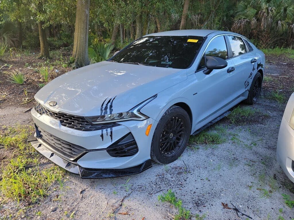 2022 KIA K5