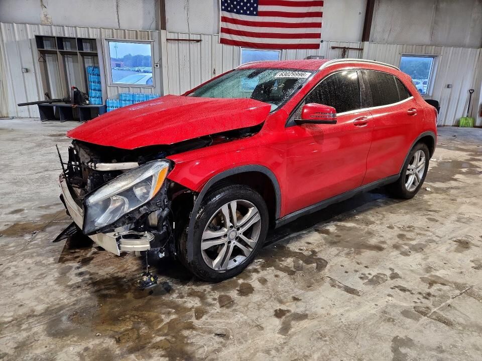 2016 MERCEDES-BENZ GLA-Class