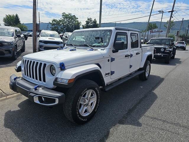 2022 JEEP Gladiator