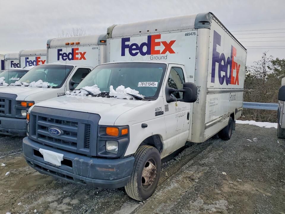 2015 FORD E-350