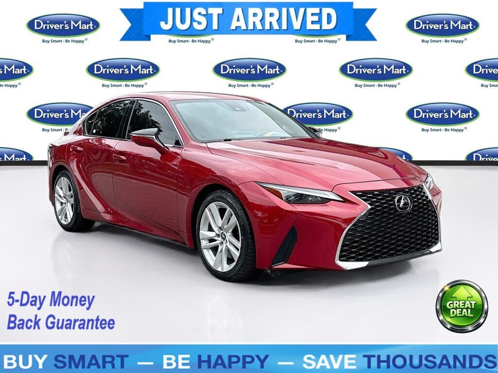 2022 LEXUS IS