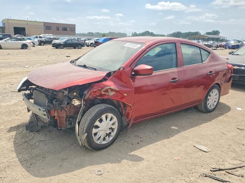 2019 NISSAN Versa