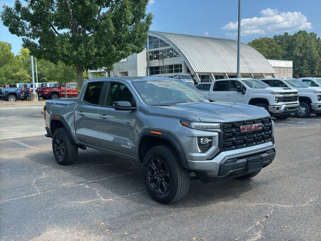 2025 GMC Canyon