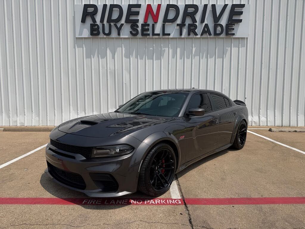 2021 DODGE Charger