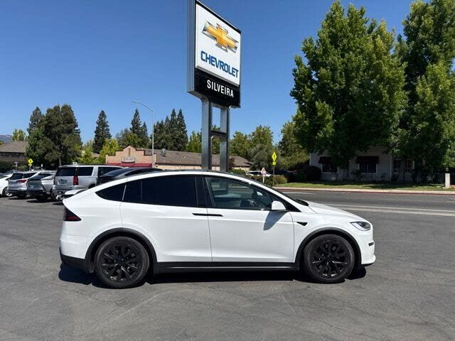 2022 TESLA Model X