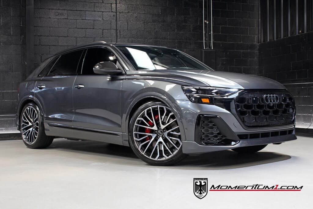 2024 AUDI SQ8