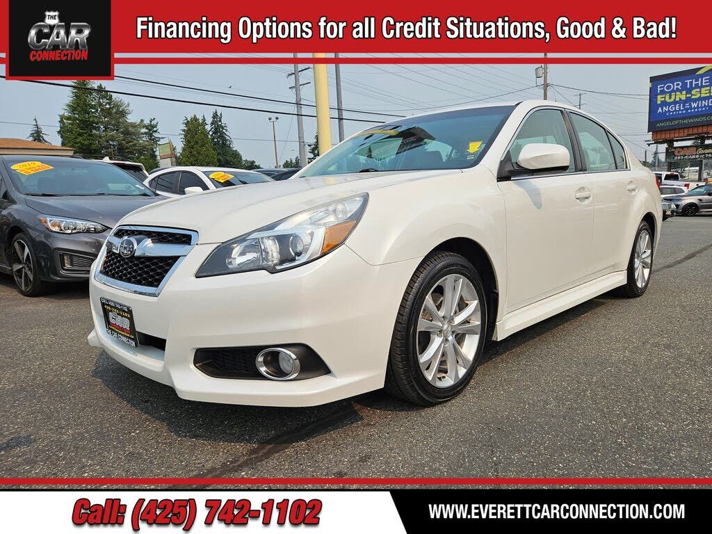 2013 SUBARU Legacy