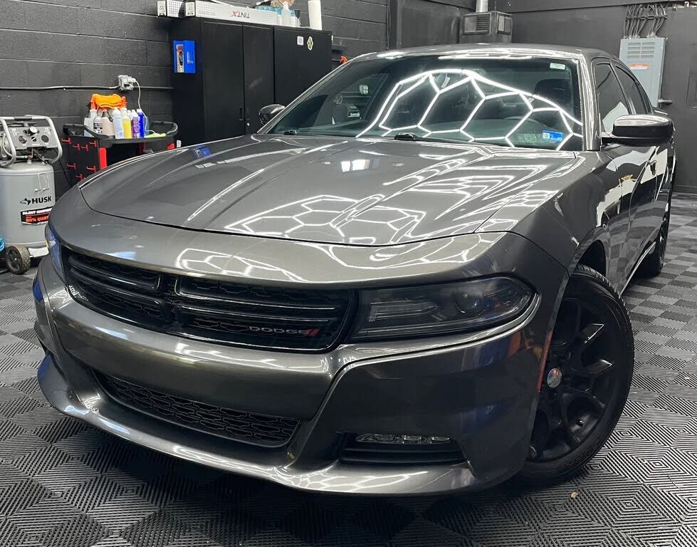 2017 DODGE Charger