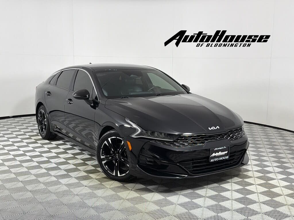2022 KIA K5