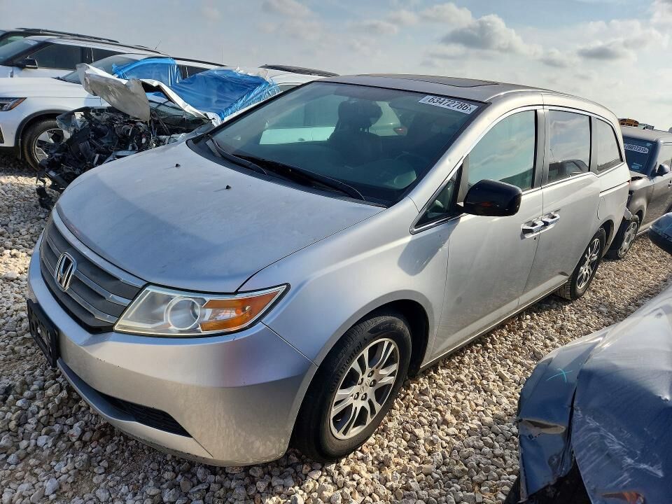 2013 HONDA Odyssey