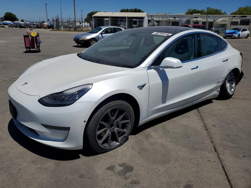2020 TESLA Model 3