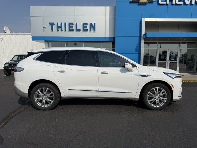 2022 BUICK Enclave