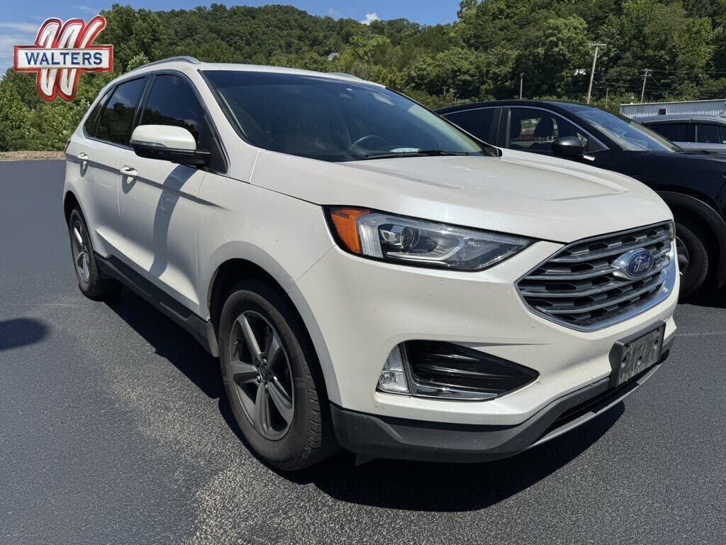 2019 FORD Edge