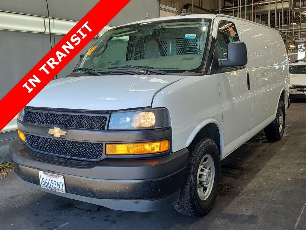 2022 CHEVROLET Express