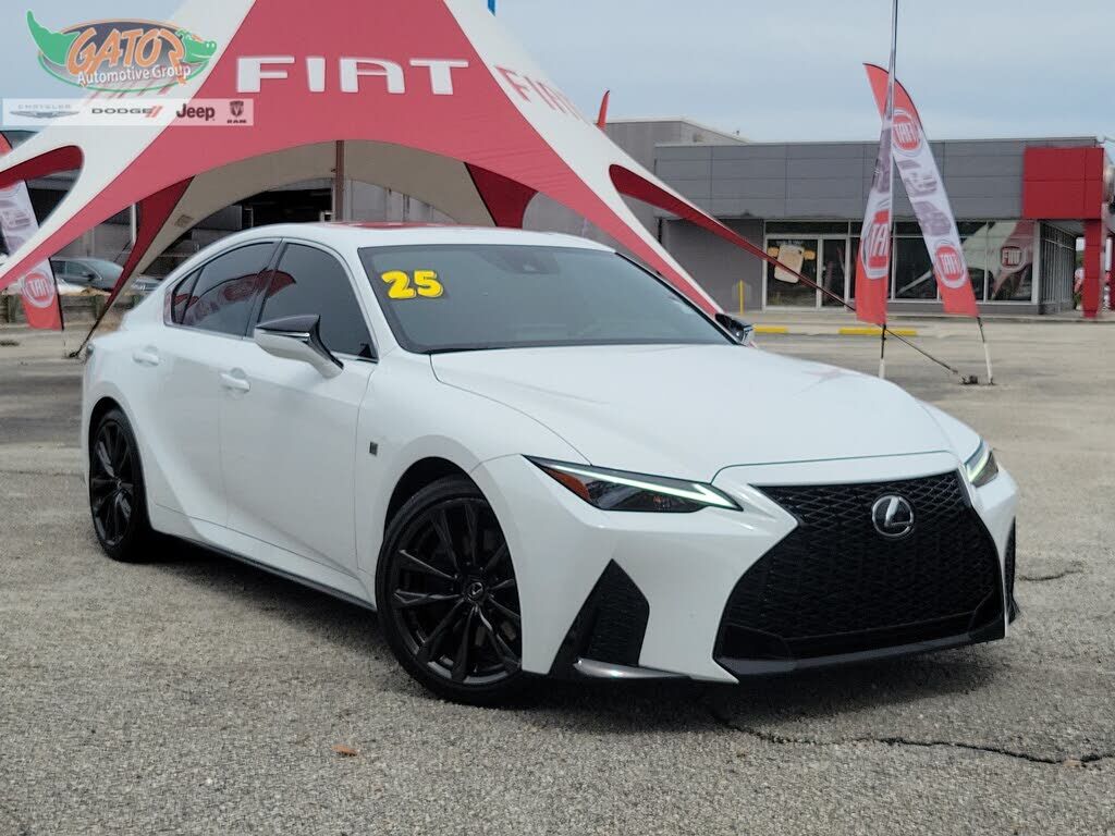 2025 LEXUS IS