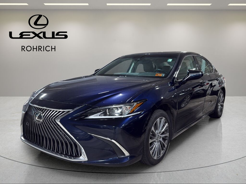 2019 LEXUS ES