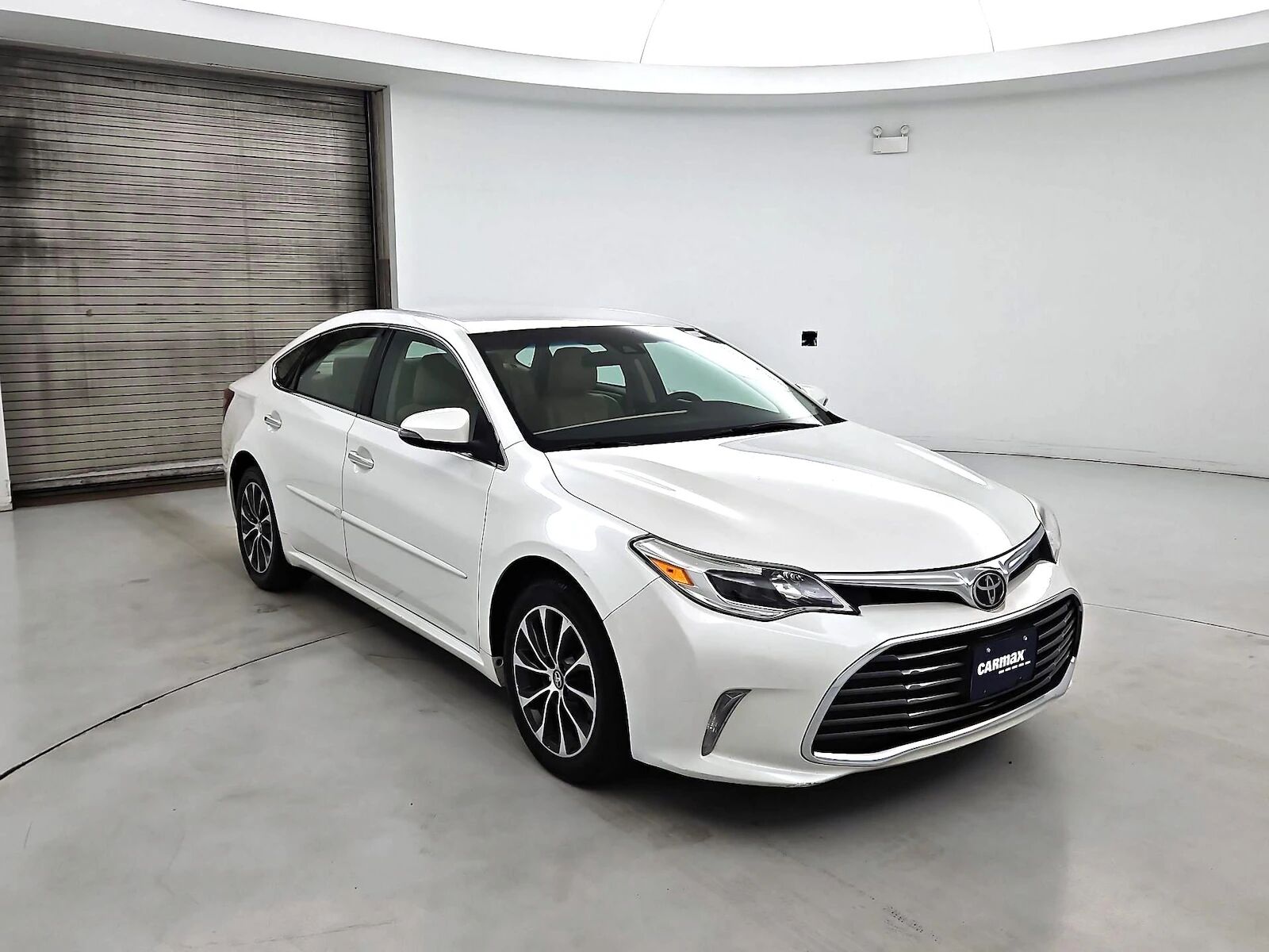 2017 TOYOTA Avalon