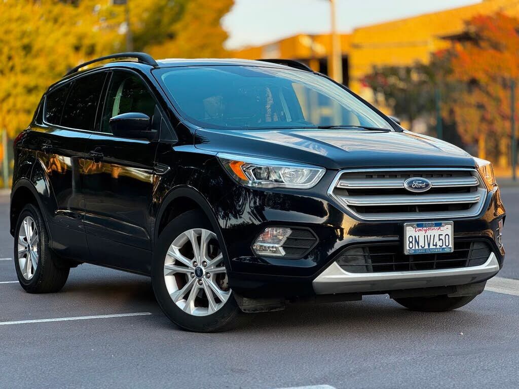2019 FORD Escape