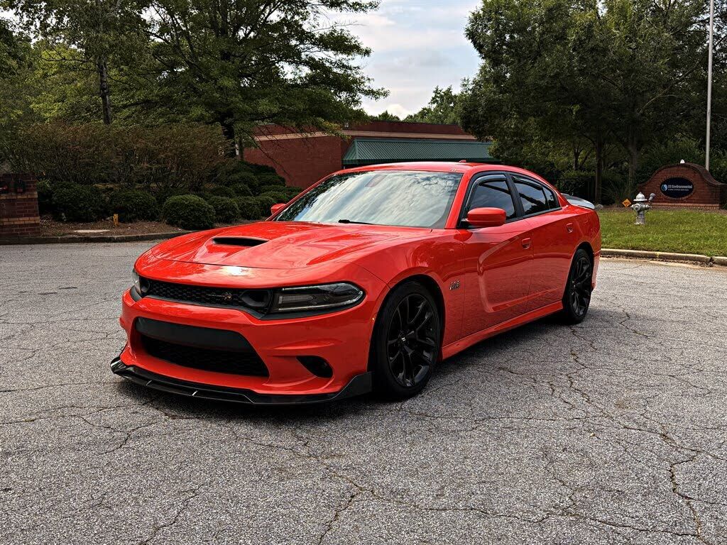 2020 DODGE Charger