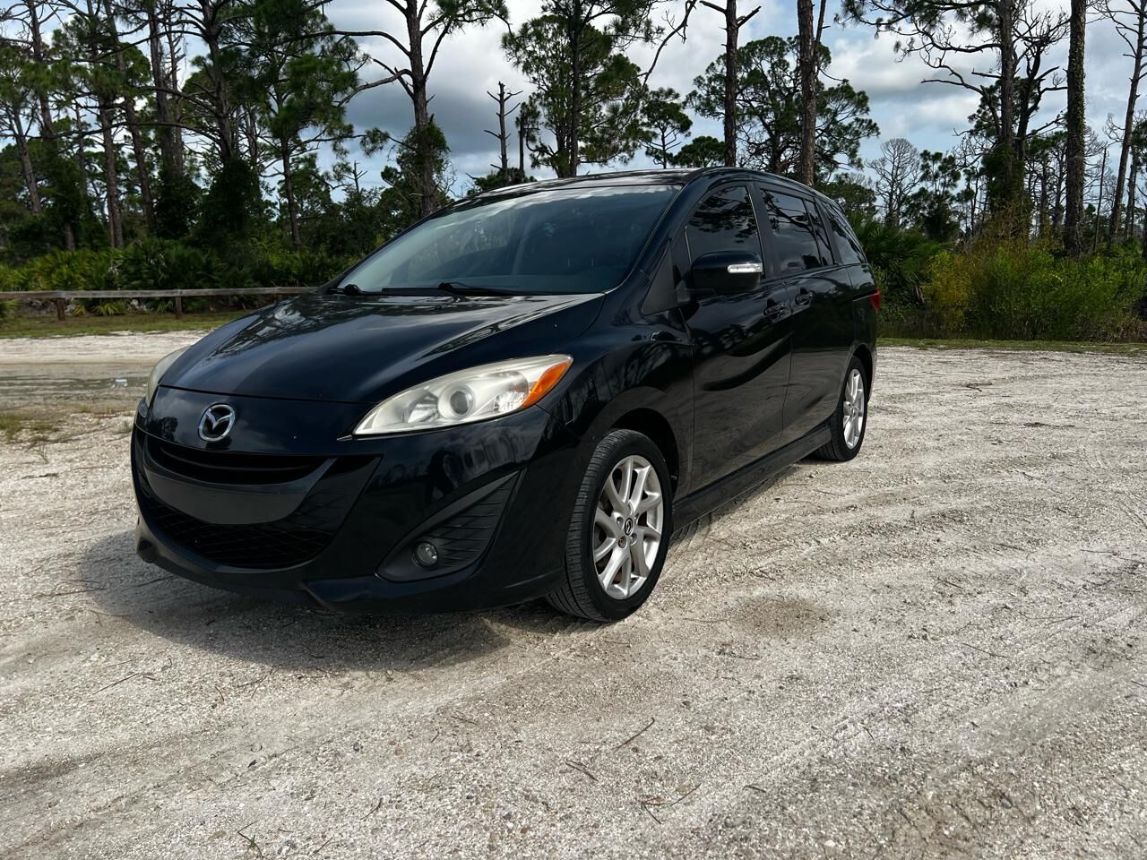 2014 MAZDA Mazda5