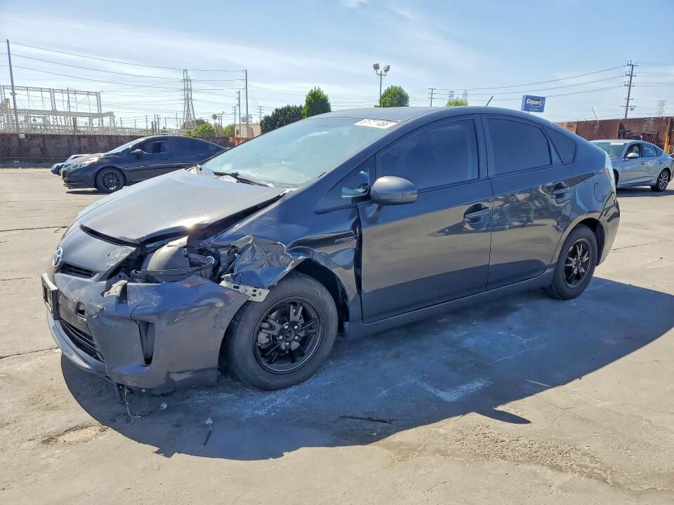 2015 TOYOTA PRIUS