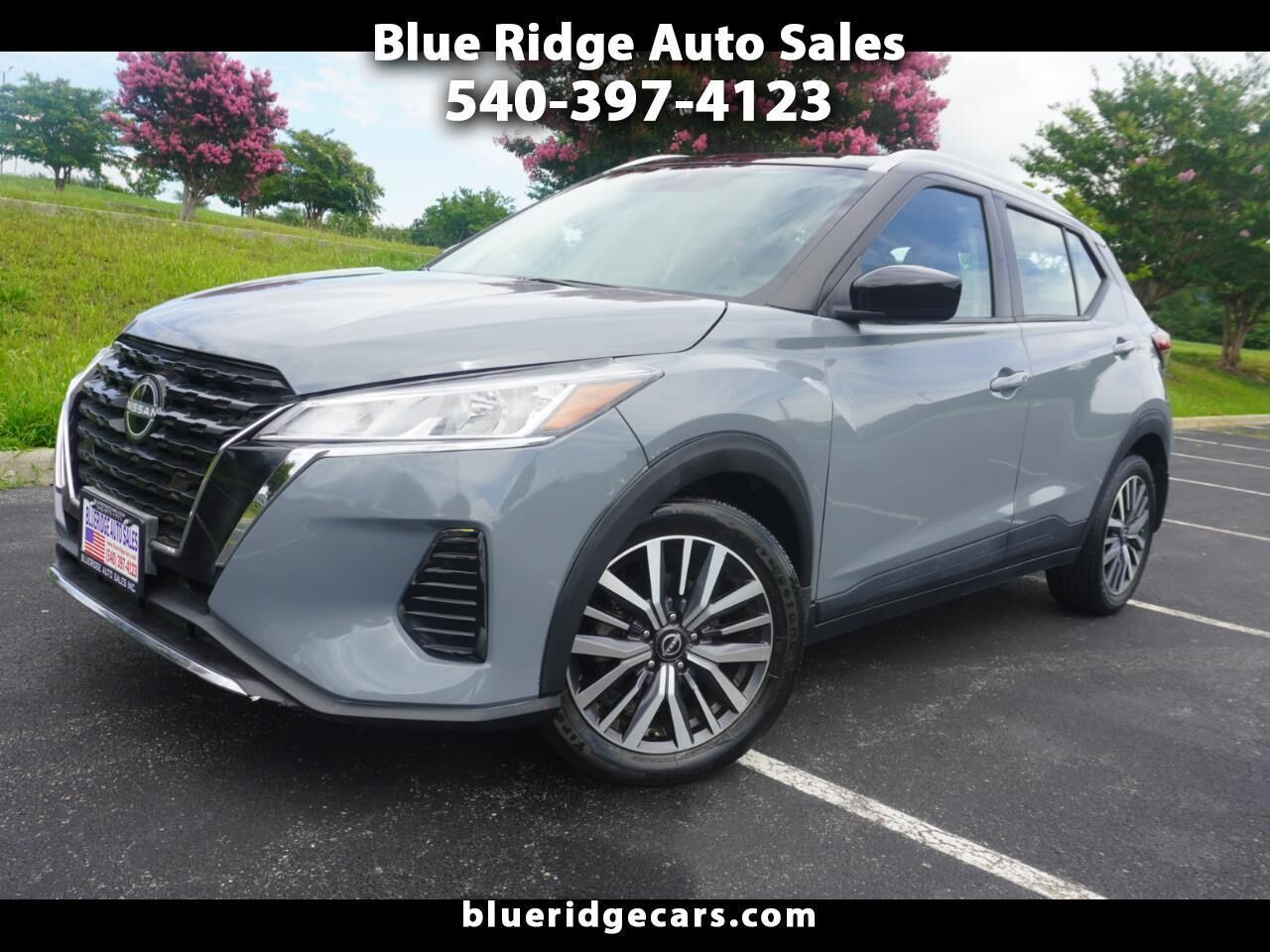 2023 NISSAN Kicks
