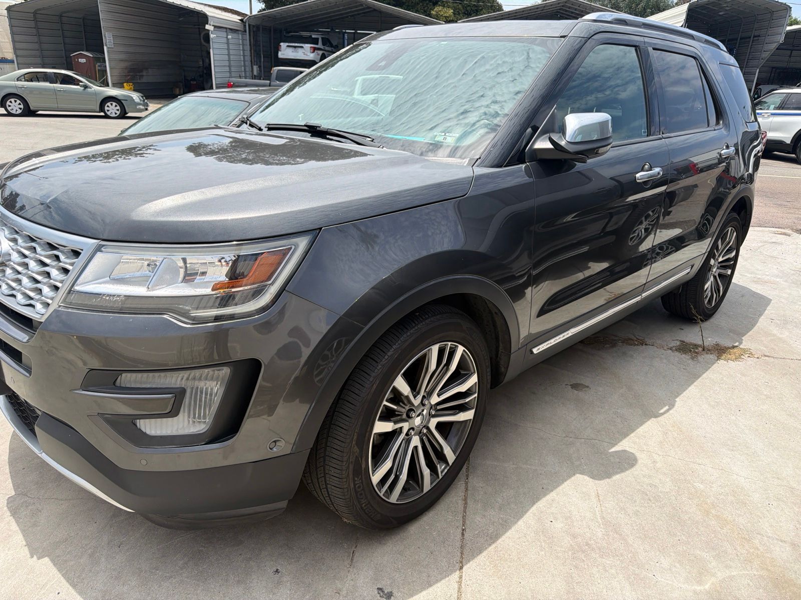 2017 FORD Explorer