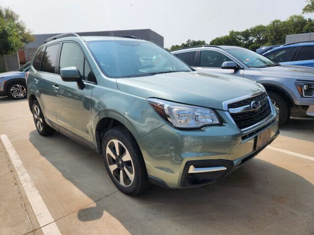 2018 SUBARU Forester