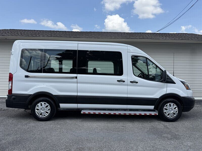2019 FORD Transit