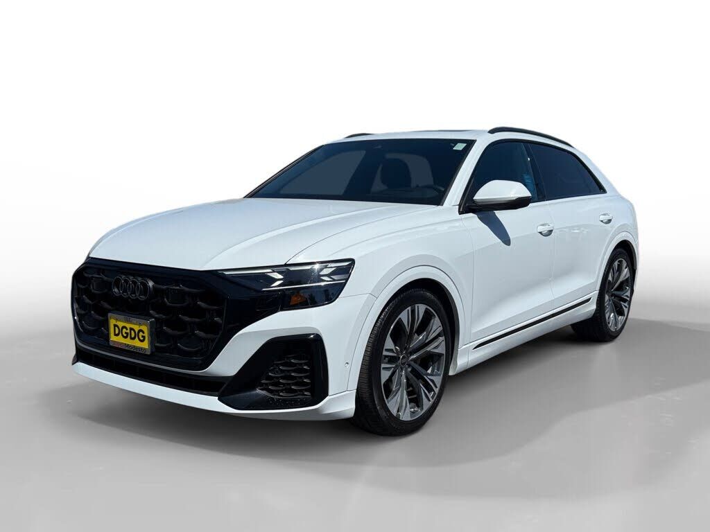 2025 AUDI Q8