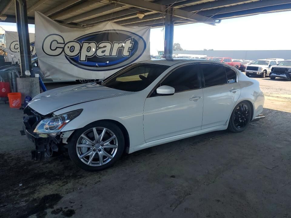Infiniti G37