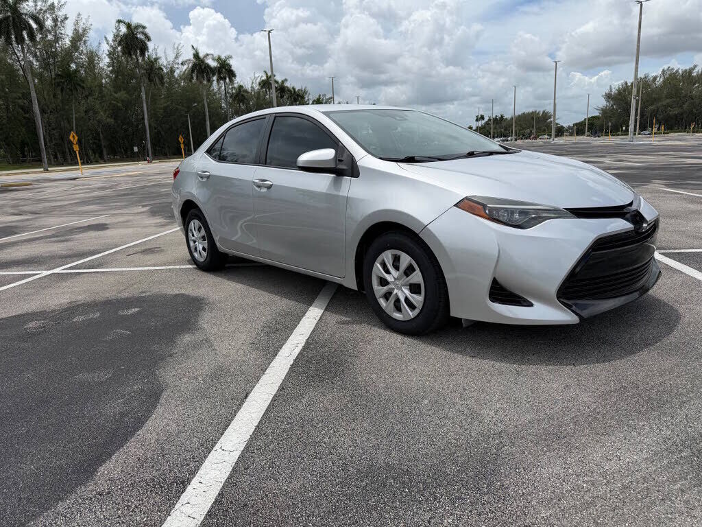 2017 TOYOTA Corolla