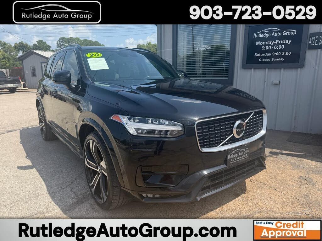 2020 VOLVO XC90