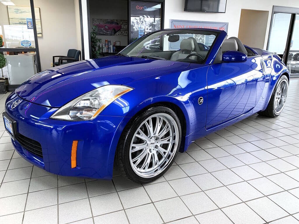 2004 NISSAN 350Z