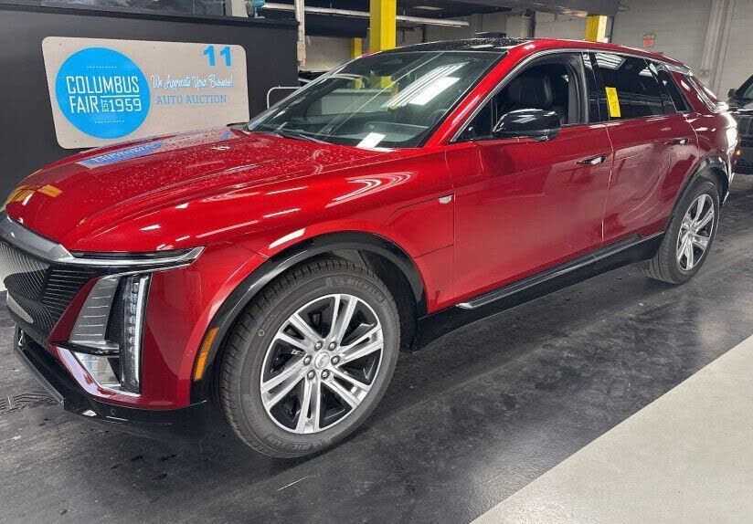2024 CADILLAC Lyriq