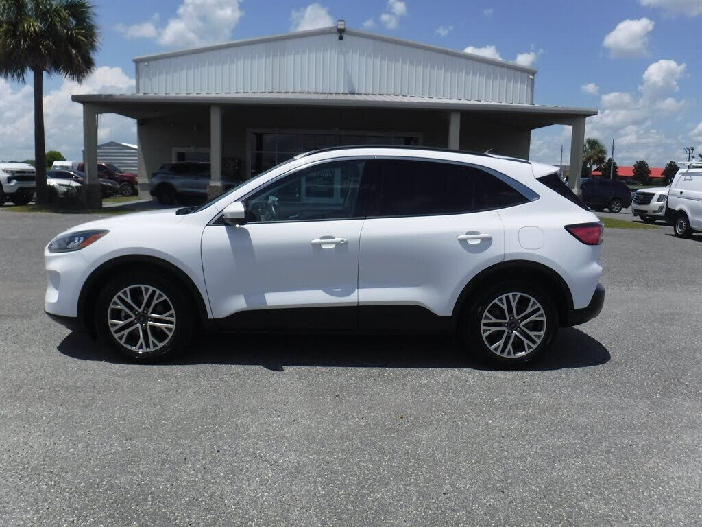 2021 FORD Escape