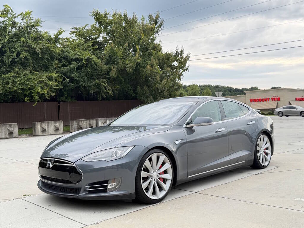 2012 TESLA Model S