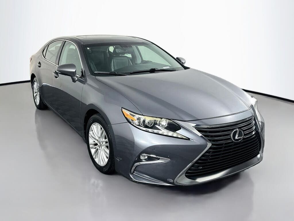 2016 LEXUS ES