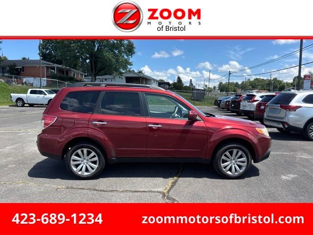 2011 SUBARU Forester