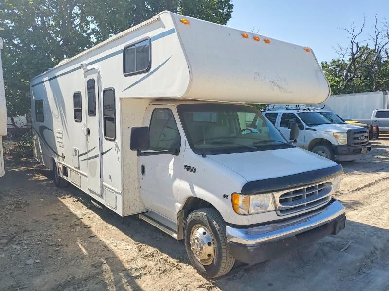 2002 FORD E-450